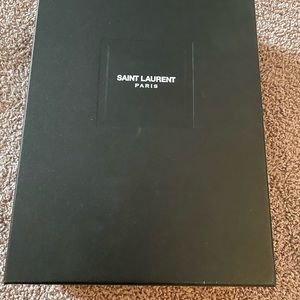 Saint Laurent box